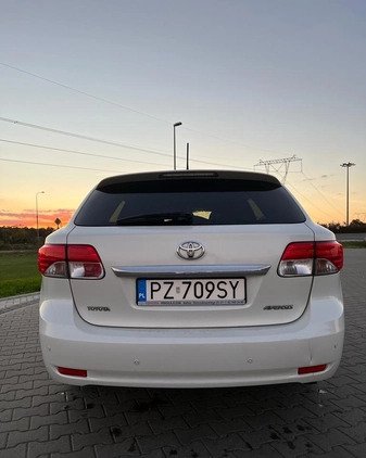 Toyota Avensis cena 31500 przebieg: 269000, rok produkcji 2014 z Golina małe 29